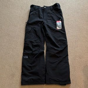 The North Face Men’s Action pants, snowpants Seymore, size Small black NWT! $99